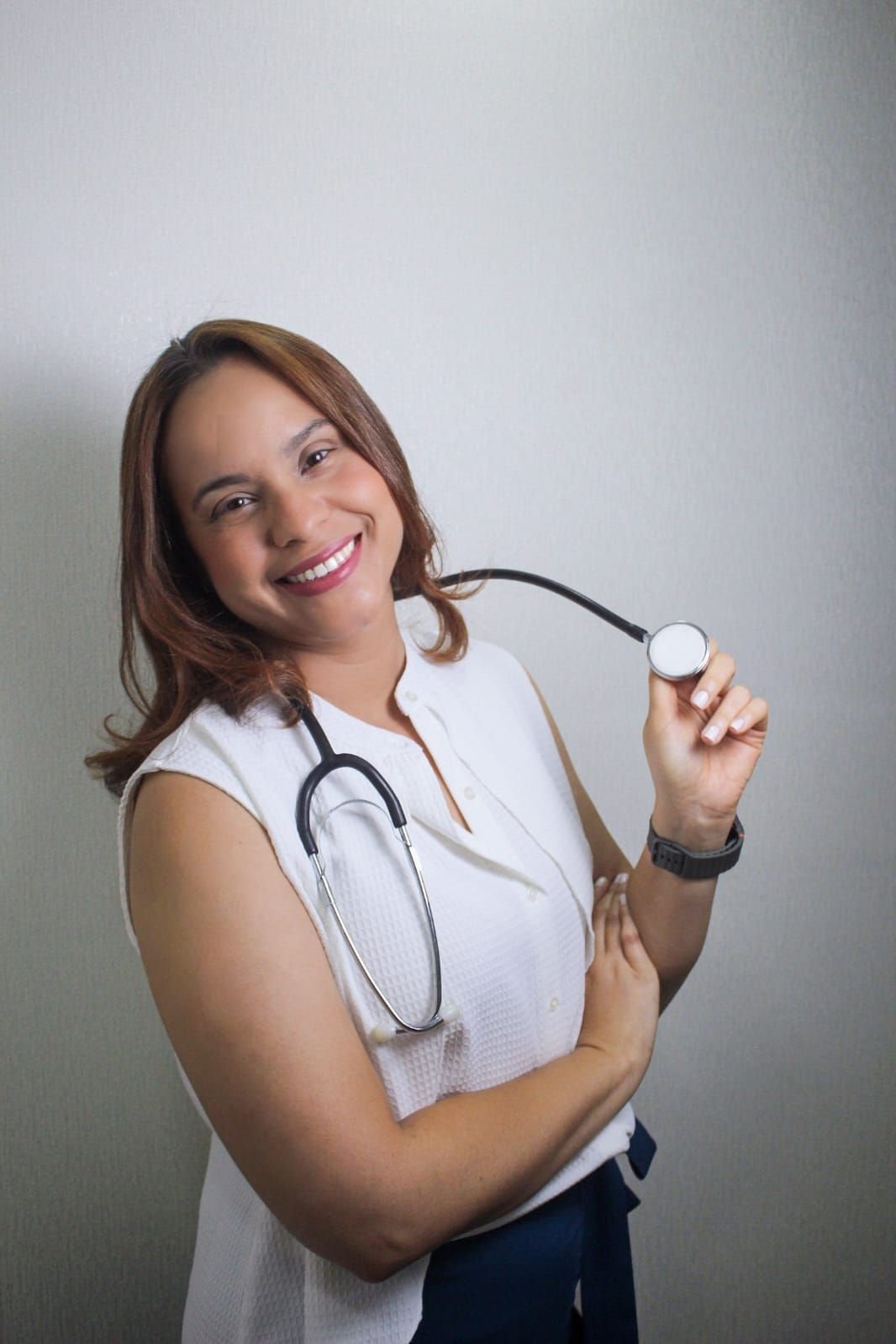 Dr. Nicolle Martínez with her stethoscope